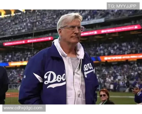 泰伦卢KG也参与赌博?湖人收购好消息!队记曝杨瀚森或被下放G联赛 泰伦卢KG也参与赌博?湖人收购好消息!队记曝杨瀚森或被下放G联赛