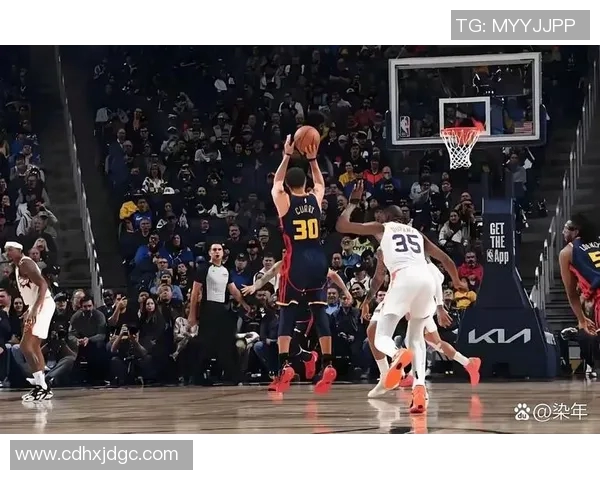 布克：阿伦得42分是常规操作 2014年以来都是如此