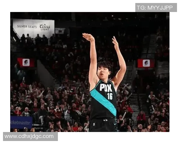 数据低效但并非全无亮点!杨瀚森距离坐稳轮换还需做到两件事 数据低效但并非全无亮点!杨瀚森距离坐稳轮换还需做到两件事